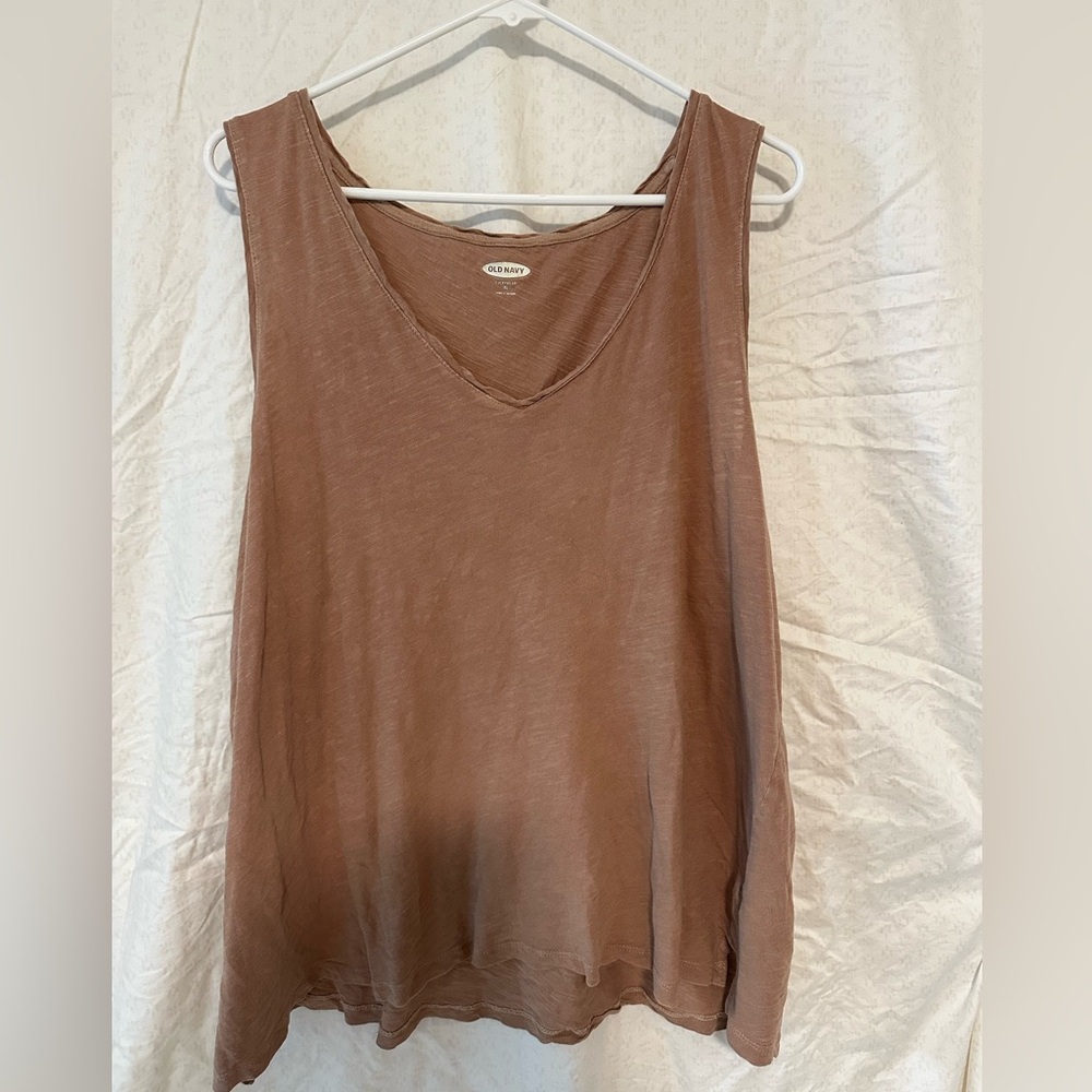 BUNDLE 2 XL Old Navy Tanks